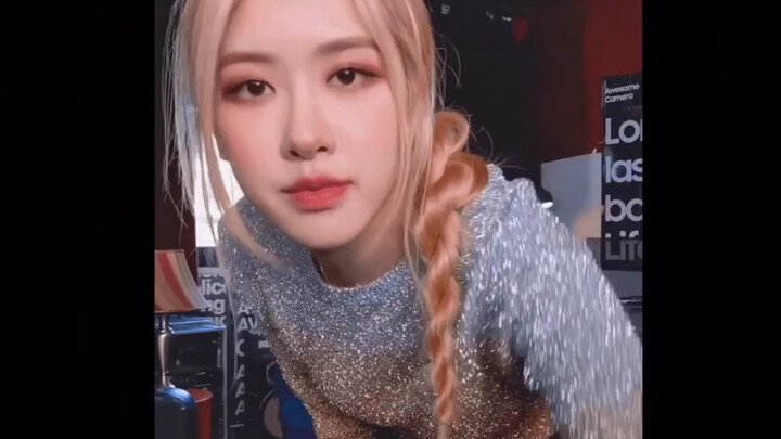 [ROSÉ] Hands In Fire
