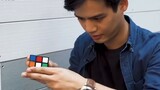Saya membeli tiga Kubus Rubik online yang mengklaim dapat memulihkan dalam satu detik. Saya merasa d