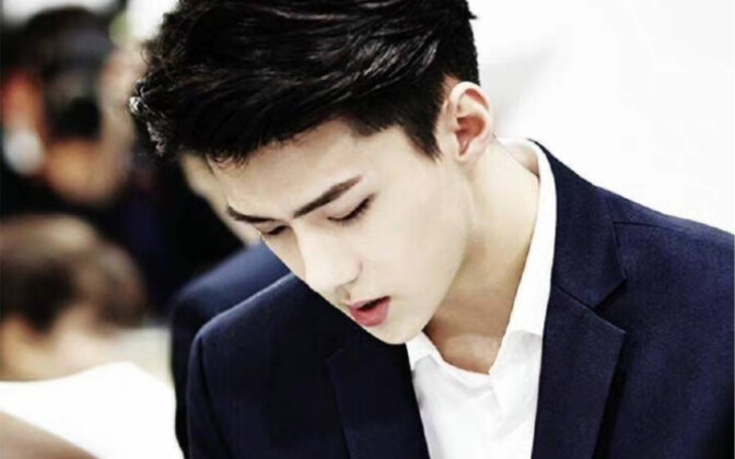 【Wu Shixun】Selebriti pria K-pop yang paling anti-bom sekaligus paling tangguh!!!