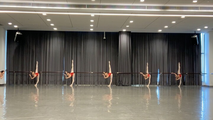 Shanghai Theatre Academy Dance School 2017 Chinese Dancers Class 1 Activity Group Instructor: Yan Zi