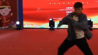 【تشانغ غوي يوان】 فتى بوي ستوري يبلغ من العمر 10 سنوات يغني ويرقص أغنية Can't Stop