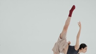 How to control the front and hind legs
