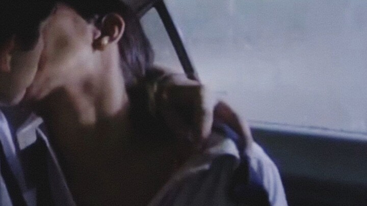 Apaharan girl kissing scene edited