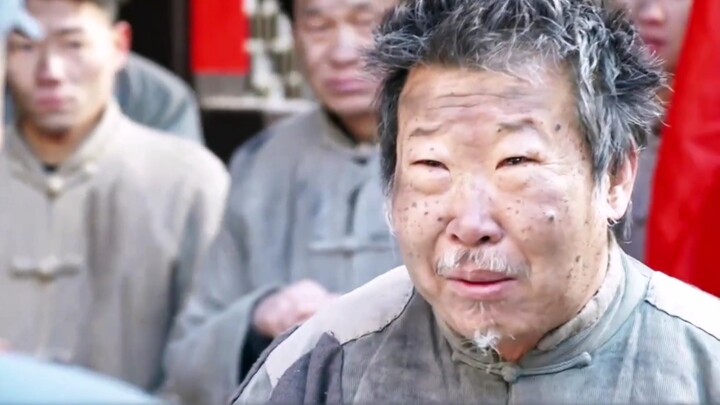 The Leader of the Beggars' Sect Was Nearly Beaten to Death by Soldiers #MovieRecommendation