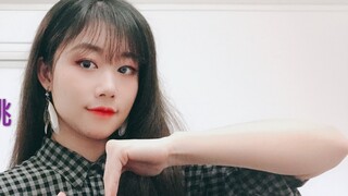 【LANA】The clumsy hand dances Tutat Egyptian hand Tutting choreography Aura I need plaster!!