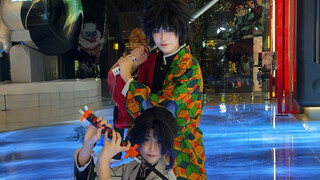 Vlog pop-up Demon Slayer oleh kembar berusia 13 tahun