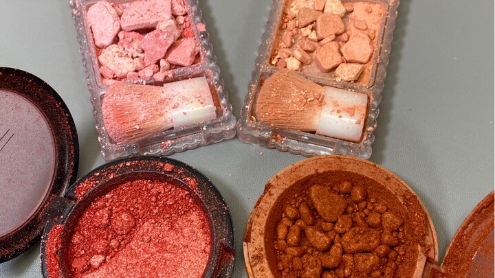 “Mỗi người một vẻ, mỗi fan một nỗi đau”