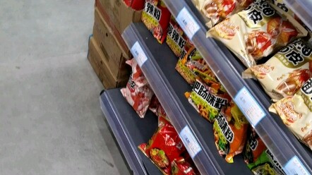 لا آكل إلا إذا كان فيلًا أبيض.