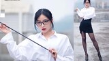 If I were your teacher, would you still fail the course? Chae Yeon-"Two People" Glasses/High Heels