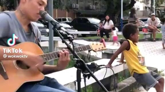 ganda nung boses talaga