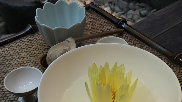 Serius nih, secangkir teh krisan cuma 198?