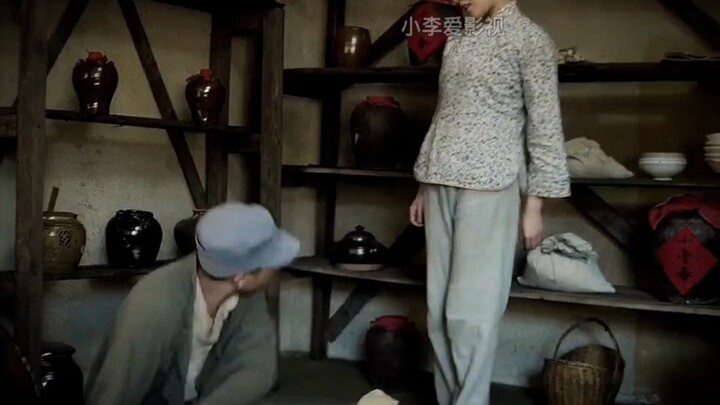 A young man meets a widow, and sparks fly instantly.