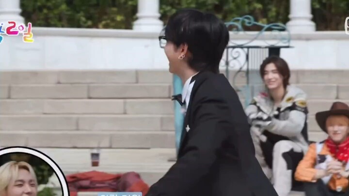 [Tarian Girl Group oleh Myung Jae-hyun] Menari dengan Begitu Habis-habisan hingga Lupa Diri, Serius 