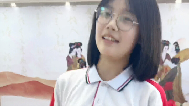 กลุ่มสาวเหอซานขึ้นปก "Spring Courtyard Snow"
