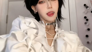 烧烧的吸血鬼殿下 你不喜欢吗