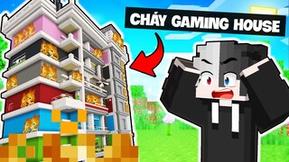 MINECRAFT nhưng RẤT NGUY HIỂM? Siro hoảng hốt khi Mèo Simmy làm cháy GAMING HOUSE CỦA HERO TEAM