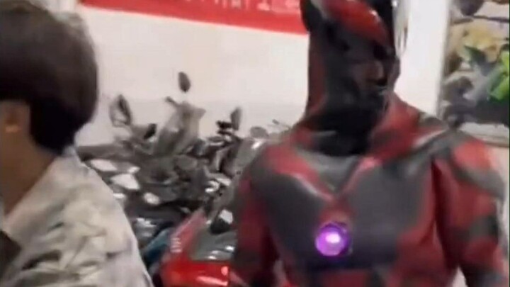 🤣👉วิดีโอสนุกๆ ของเวทีทีวีปลอม