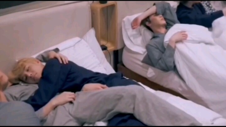 Snoopy trông như thế nào khi say xỉn!