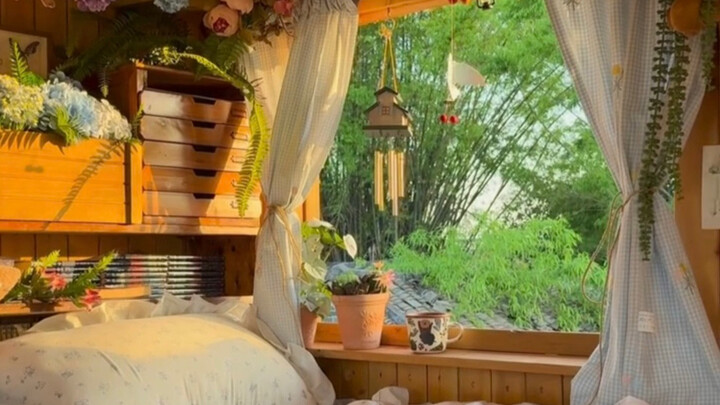 “Đây có phải là ngôi nhà trong mơ mà bạn hằng ao ước không~?”