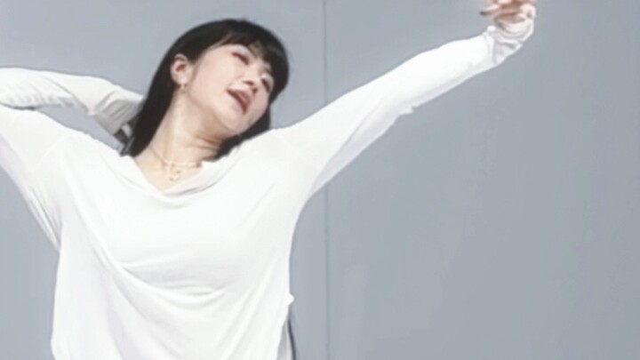 Cao Lu returns at her own expense! We also want to promote our songs! No longer begging for love, bu