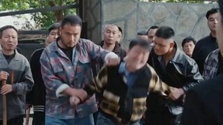 Great! The deadbeat called someone to hold the creditor hostage, but Qi Lin solved the problem in on