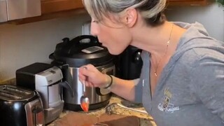 Foreign netizens share a "mixed stew" dish: spicy Cheetos chips + cheese powder + pasta