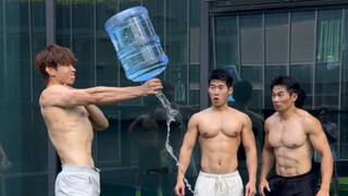 Can a group of muscular men succeed in the one-arm bucket challenge?