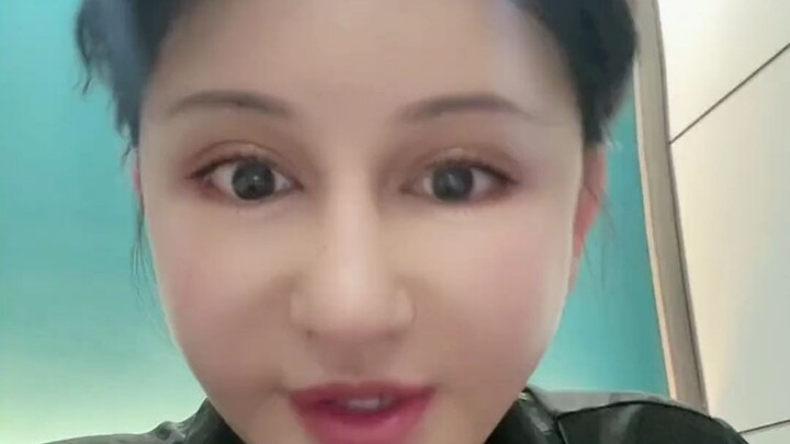 Bagaimana rasanya menggunakan semen tulang untuk menciptakan tinggi tengkorak yang nyata?