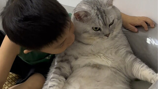 น้องชายจุ๊บพี่ชายแรงๆ