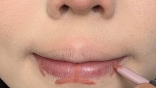 เรียนรู้วิธีวาดเส้นขอบปาก ริมฝีปากล่าง ริมฝีปากบน และเส้นขอบปากภายในหนึ่งนาที!!