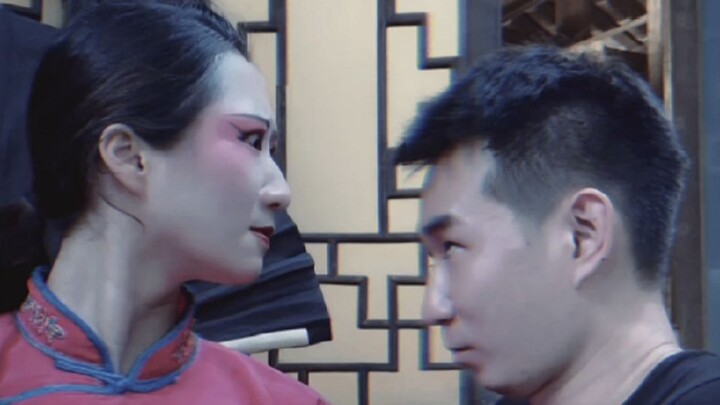 Truyền cho con trai mà không truyền cho con gái là có lý, con gái thì cần gì phải học