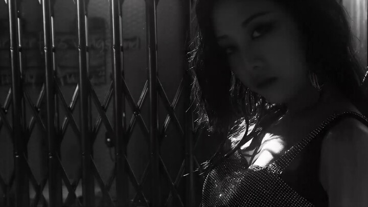 【CLC】[Cover dance] Zhang Chengyan - 'Deja Vu / Beyonce | Feat.Jay-Z' （cover dance）