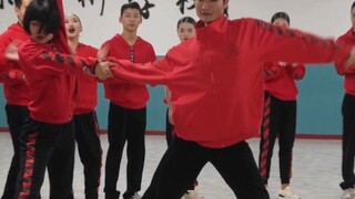 帅就完了，属于国标生的表演时刻#拉丁舞 #尤梦琦顾雨涵 #淮南世际艺术学校