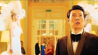 What happened when Zheng Qian sneaked into Chichikov's house to steal his notes?