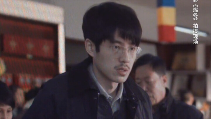 เกิดเหตุคนรอบตัวทำโทรศัพท์หาย จะทำอย่างไรดี? ปฏิกิริยาของนักแสดงประกอบในวินาทีที่ 5 นี่ช่างสมจริงมาก