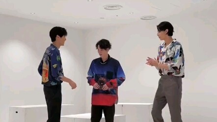 【snow TikTok】เมงูโระ・วาตานาเบะ・ราอูล【เต้นบาลานซ์สุดชิค】(กระทะที่ไม่สมดุลในท่าเต้นบาลานซ์)