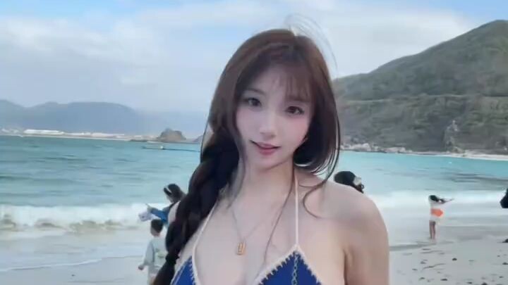 bikini nóng bỏng