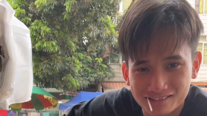 Cá trắm to bị chặt khúc đã đến rồi!