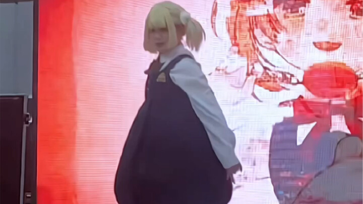原速萝莉神的安魂曲cos挑战！！！看完感觉尸体暖暖的
