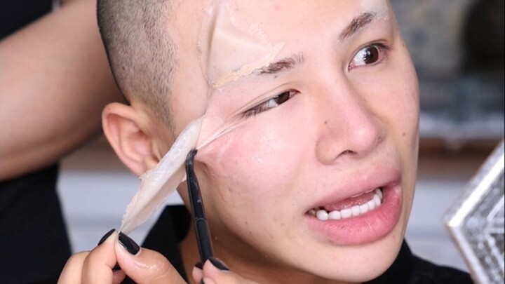 Challenging the immersive “removing horns” special-effects makeup!