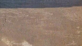 Stair rolling bottle explosion pressure breaking moment