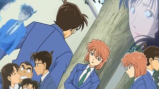 Conan tumbuh besar dan menjadi siswa sekolah menengah, tapi Xiaolan menunggu Shinichi selama sepuluh