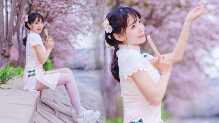 เธอยิ้มจนใจฉันละลายไปหมดแล้ว【ฮวาเย่ว์เฉิงซวง❀จื่อเย่】