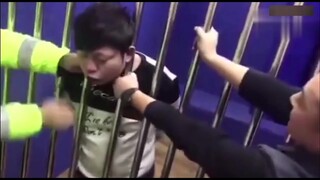 [Musik Pencuci Otak]VOCALOID: Kakak yang Kepalanya Terjepit