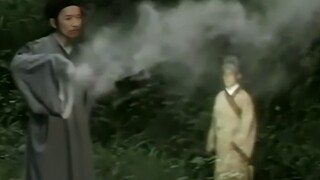 老头修道百年，不但能将人收进袖子中，还能招来九天仙女