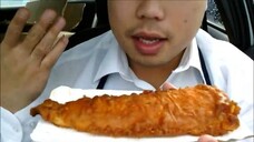 ASMR EATING SOUNDS - FRIED FILLET OF HADDOCK AND SHRIMP CROQUETTE