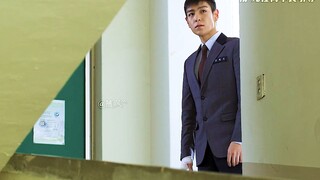 “校霸欺负转校生，没想到对方是个顶级特工”