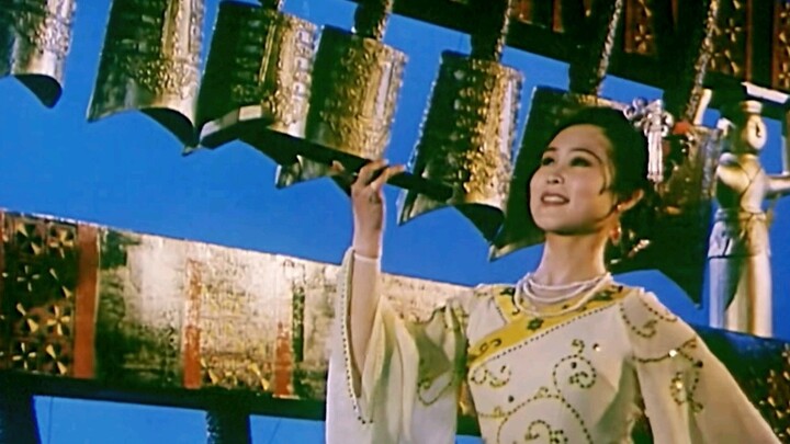 Seniors teach you how to be a good person series! Who said that when dancing in TV dramas, actors ca