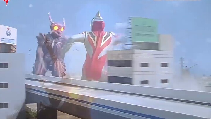 Bài hát hành quyết của Ultraman từ 27 năm trước vẫn khiến khán giả phấn khích!