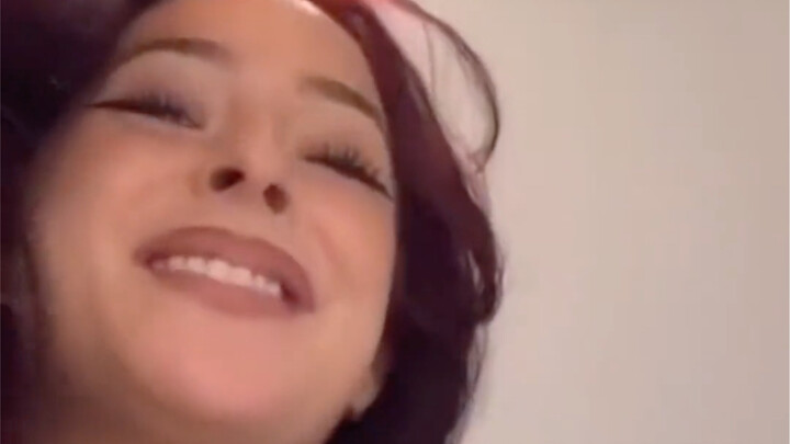 Thật sự mà chơi kiểu này trong đám tang thì không sợ làm thật à?